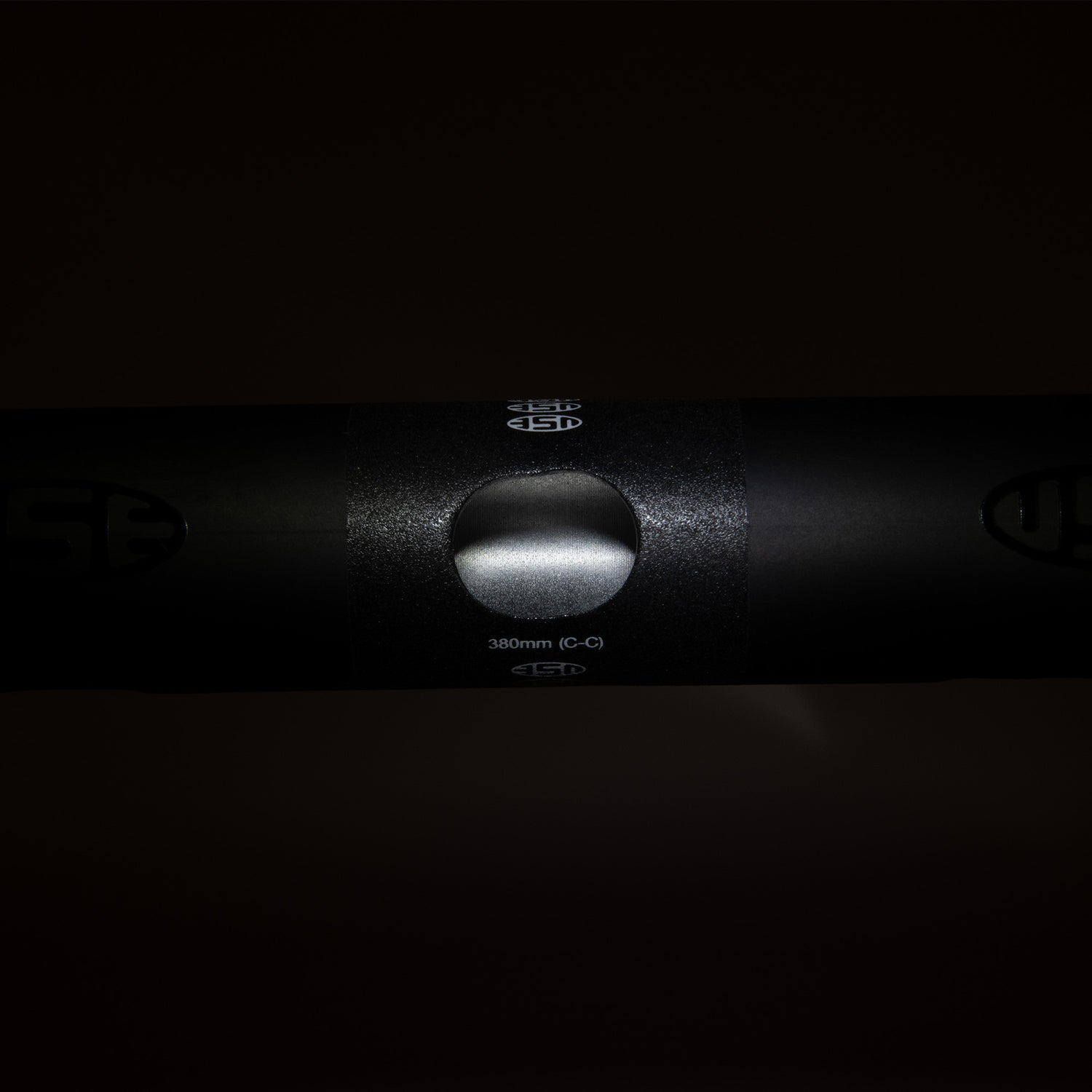Escape GR 12 Carbon Bars